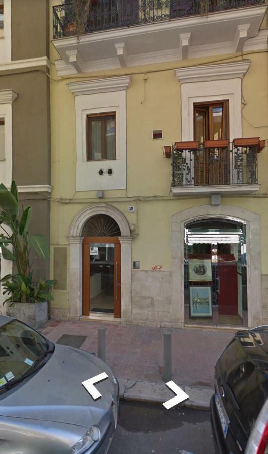 Melo Accommodations Apartment Abbrescia Bari Ngoại thất bức ảnh